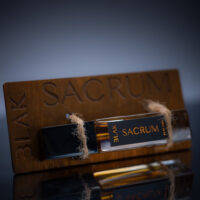 SACRUM MIDI